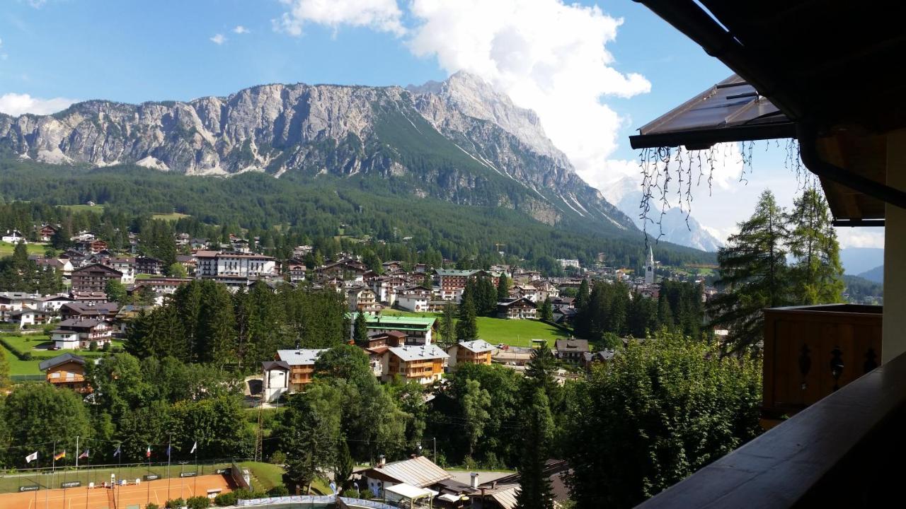 Hotel Columbia&Spa Cortina d'Ampezzo Exterior foto